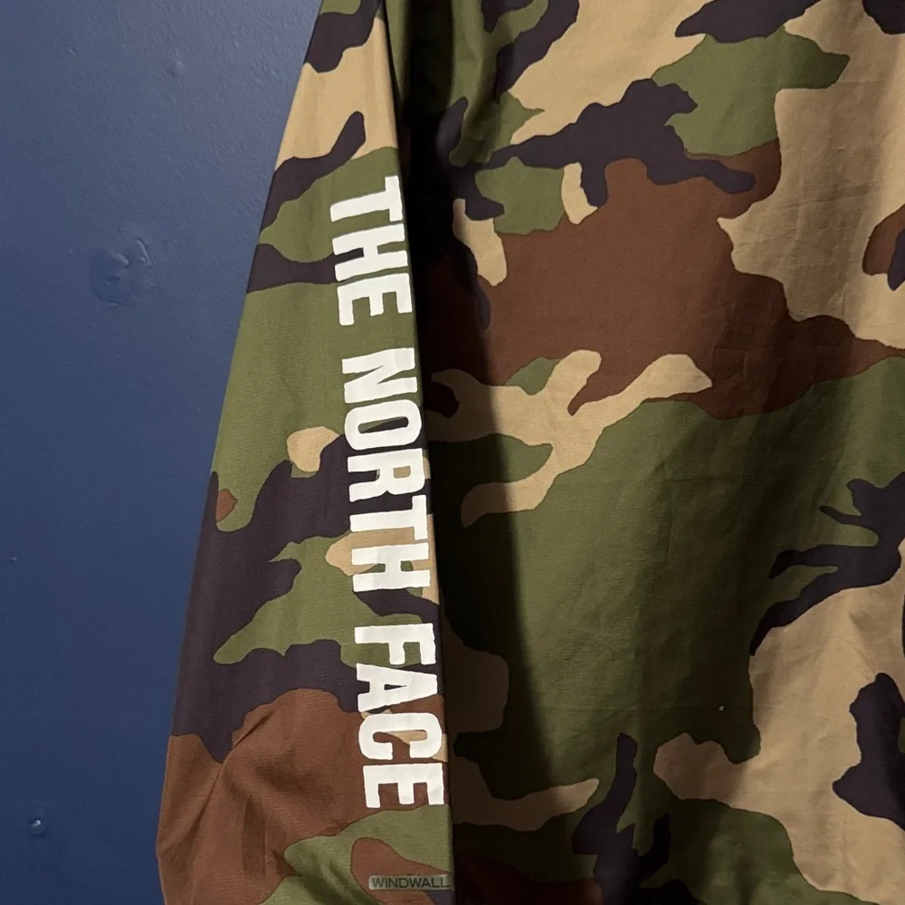 The North Face Green and Brown Camouflage Jacket Youth S 7/8 - Picture 8 of 9